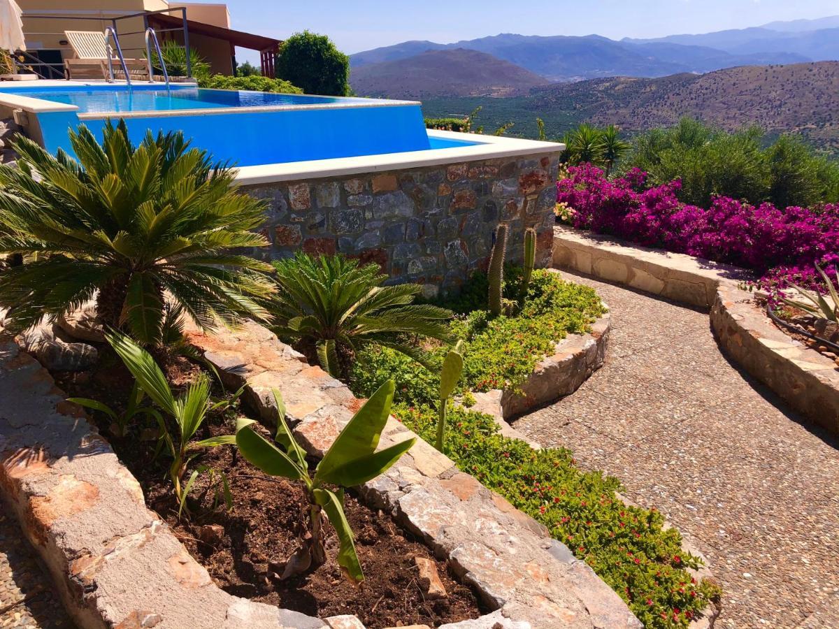 Luxus Tholos Bay Exterior photo