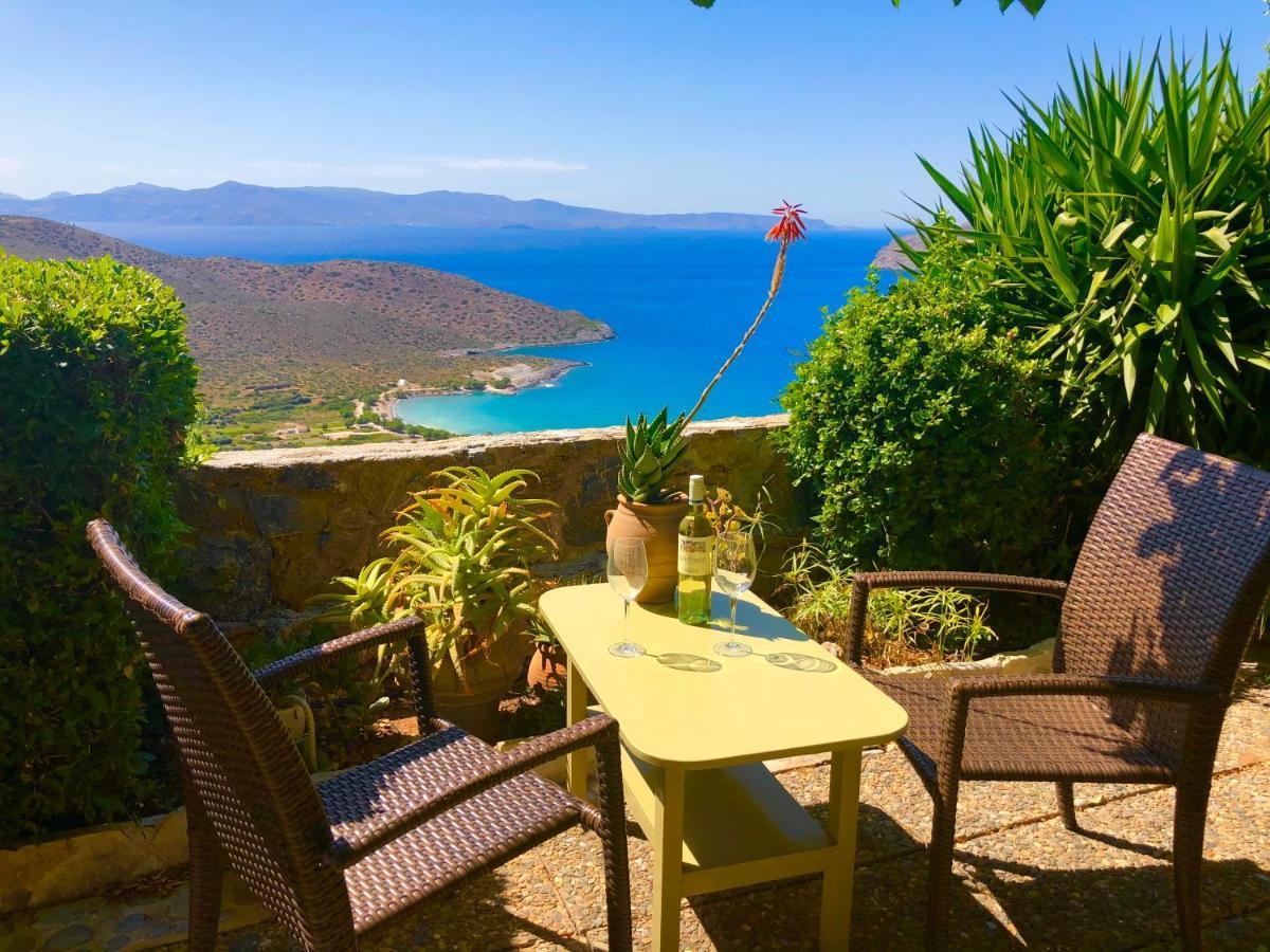 Luxus Tholos Bay Exterior photo