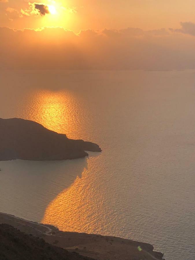 Luxus Tholos Bay Exterior photo
